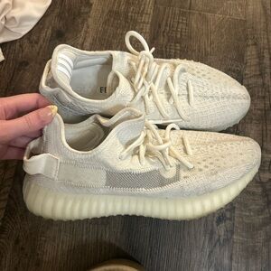 Adidas Yeezy Boost 350 V2 in Cream White